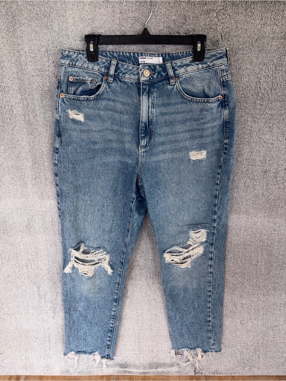 Garage Distressed Light Blue Boyfriend Jeans size 31